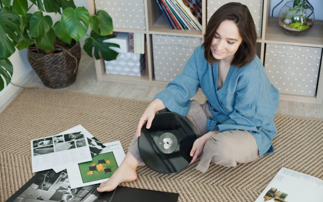 Kolekcja płyt winylowych. Jak zacząć zbierać albumy i oceniać stan używanych egzemplarzy?